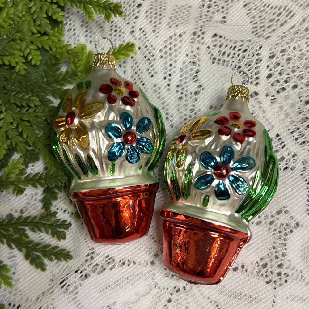 Vintage Columbia Flower Pot Bouquet Glass Christmas Ornaments Set of 2 Floral